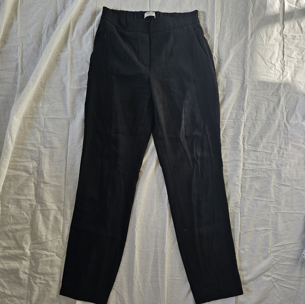 Aritzia Babaton 4 Cohen elastic back waist straight leg tapered cropped pants